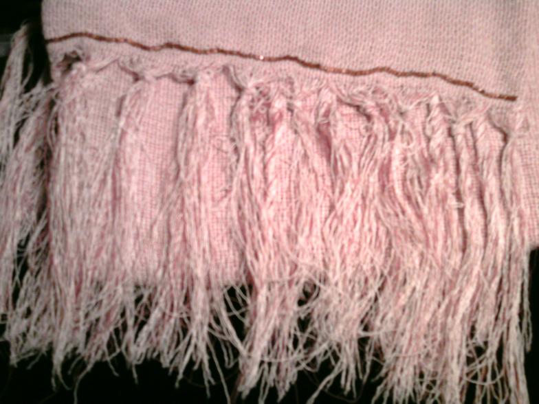 Coarse woven buckwheat fringed scarf